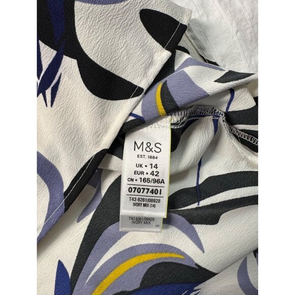 M&S Collection Womens Cream & Navy Floral Print Blouse With 3/4 Sleeves Size 20 - Picture 9 of 10